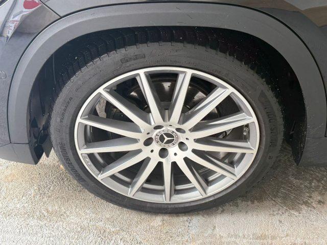 MERCEDES-BENZ GLA 200 d Automatic Premium