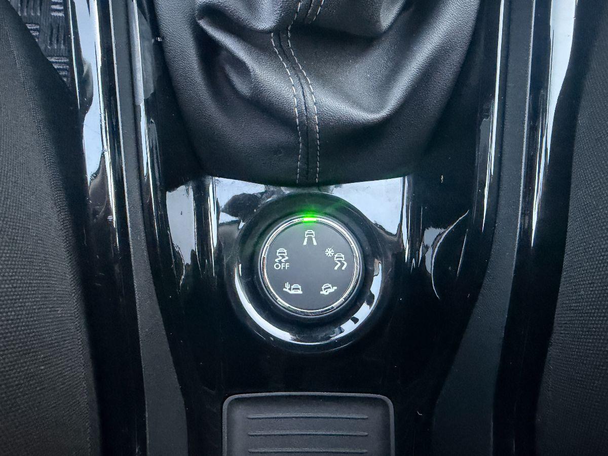 PEUGEOT - 2008 - BlueHDi 120 S&S Allure