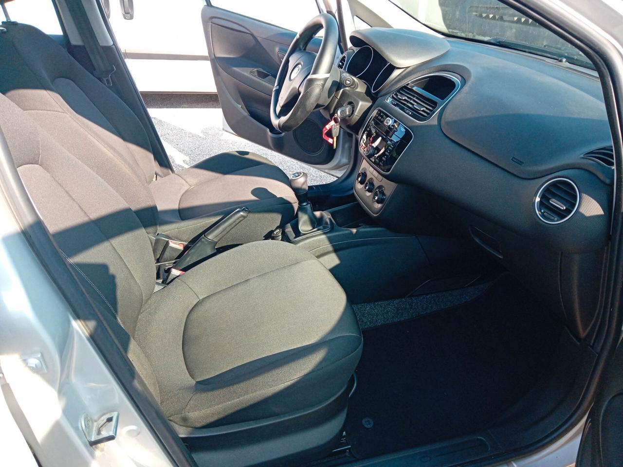 Fiat Punto 1.3 MJT II S&S 95 CV 5 porte Street