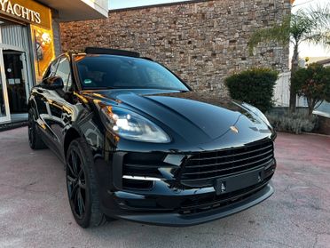 Porsche Macan 2.0 245- TETTO-PASM-TOTAL BLACK-FULL