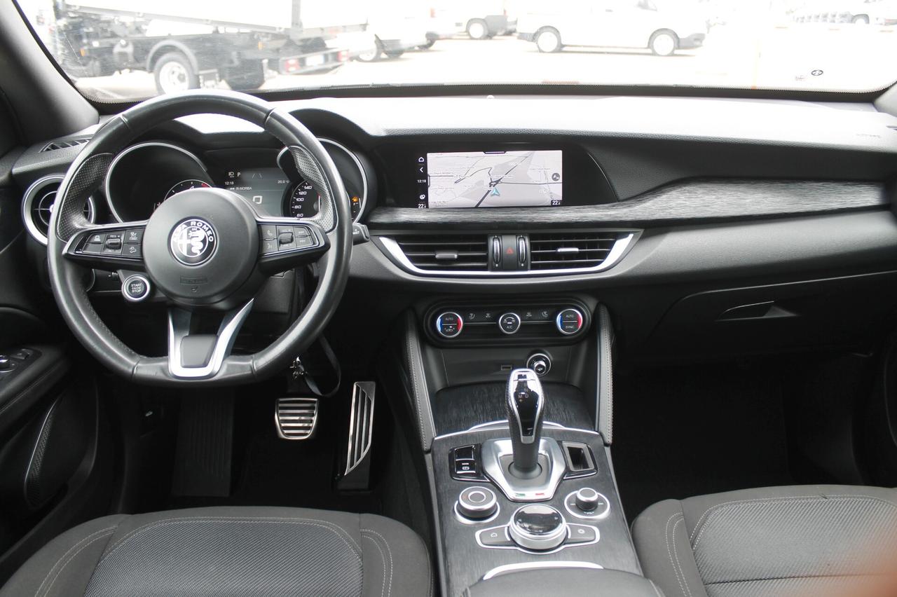 Alfa Romeo Stelvio 2.2 Turbodiesel 160 CV AT8 RWD Business