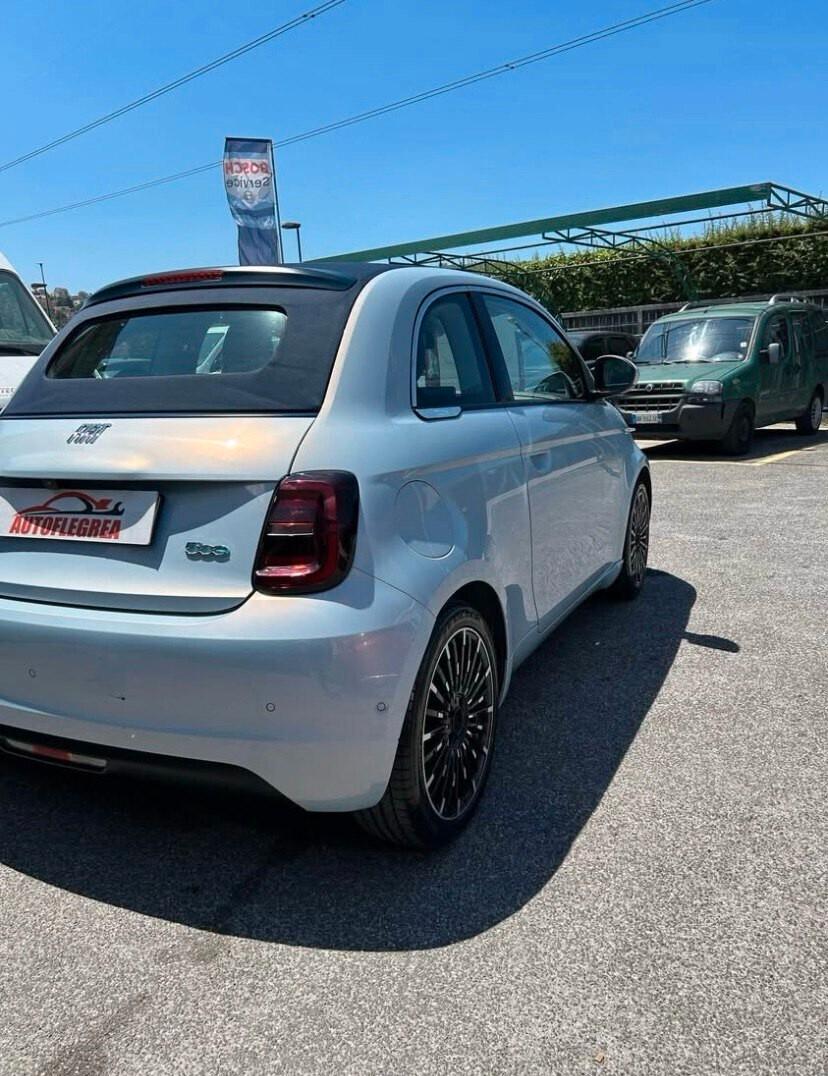 Fiat 500 500e Cabrio 42 kWh La Prima