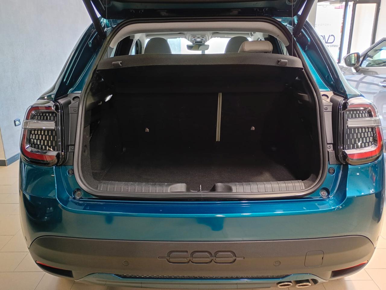 FIAT 600 HYBRID 136CV AUTOMATICA LA PRIMA – 23.000 KM – FULL OPTIONAL