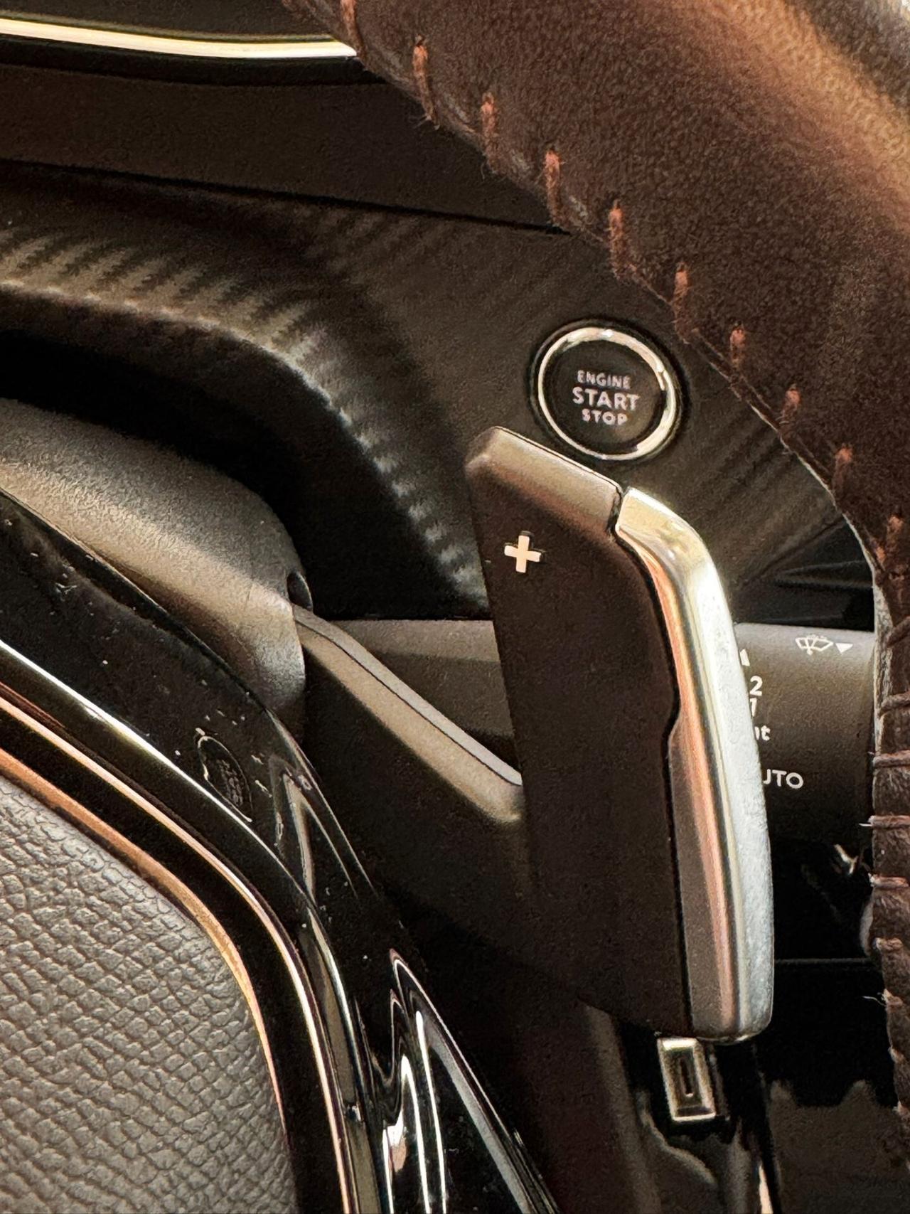 Peugeot 2008 BlueHDi 130 S&S EAT8 GT Pack