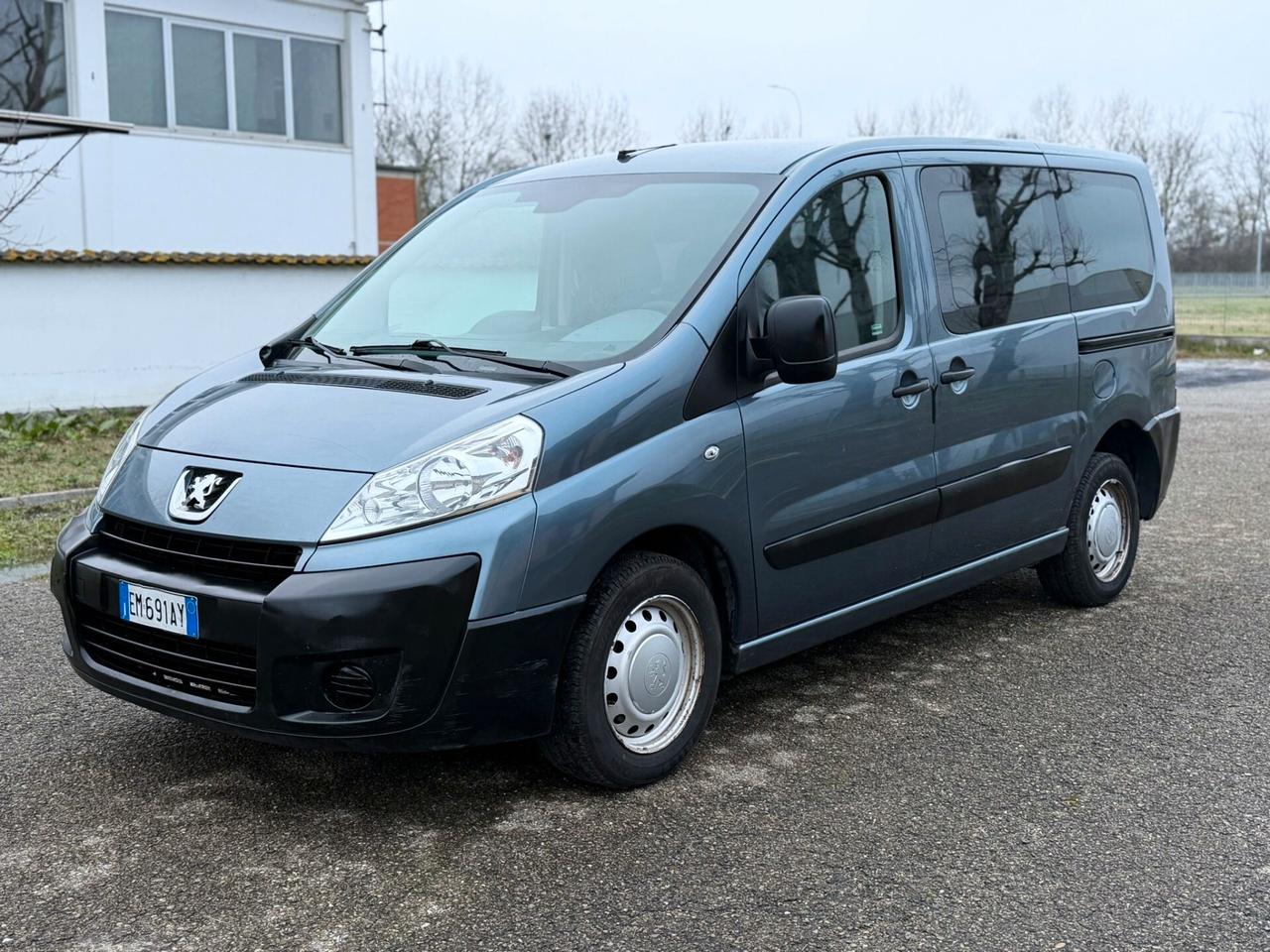 Peugeot Expert Tepee 2.0 HDi 9 POSTI
