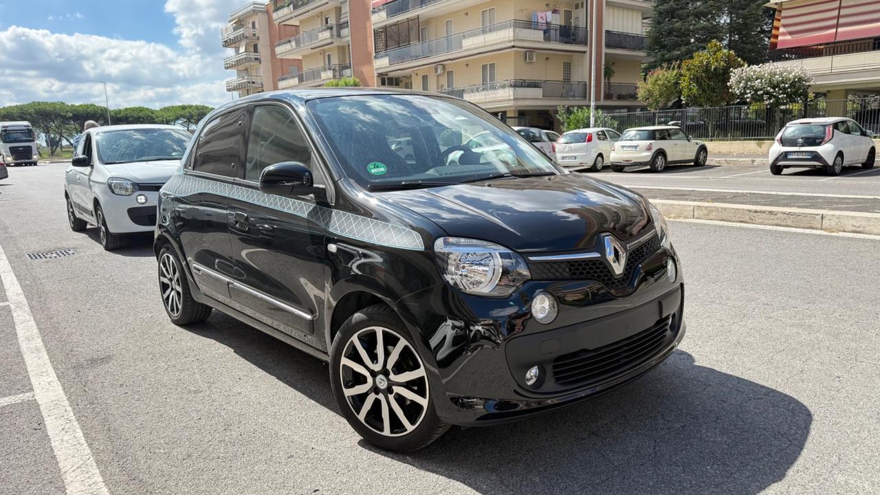 Renault Twingo SCe Stop&Start La Parisienne LED PELLE CERCHI 16 PDC BLUETOOTH