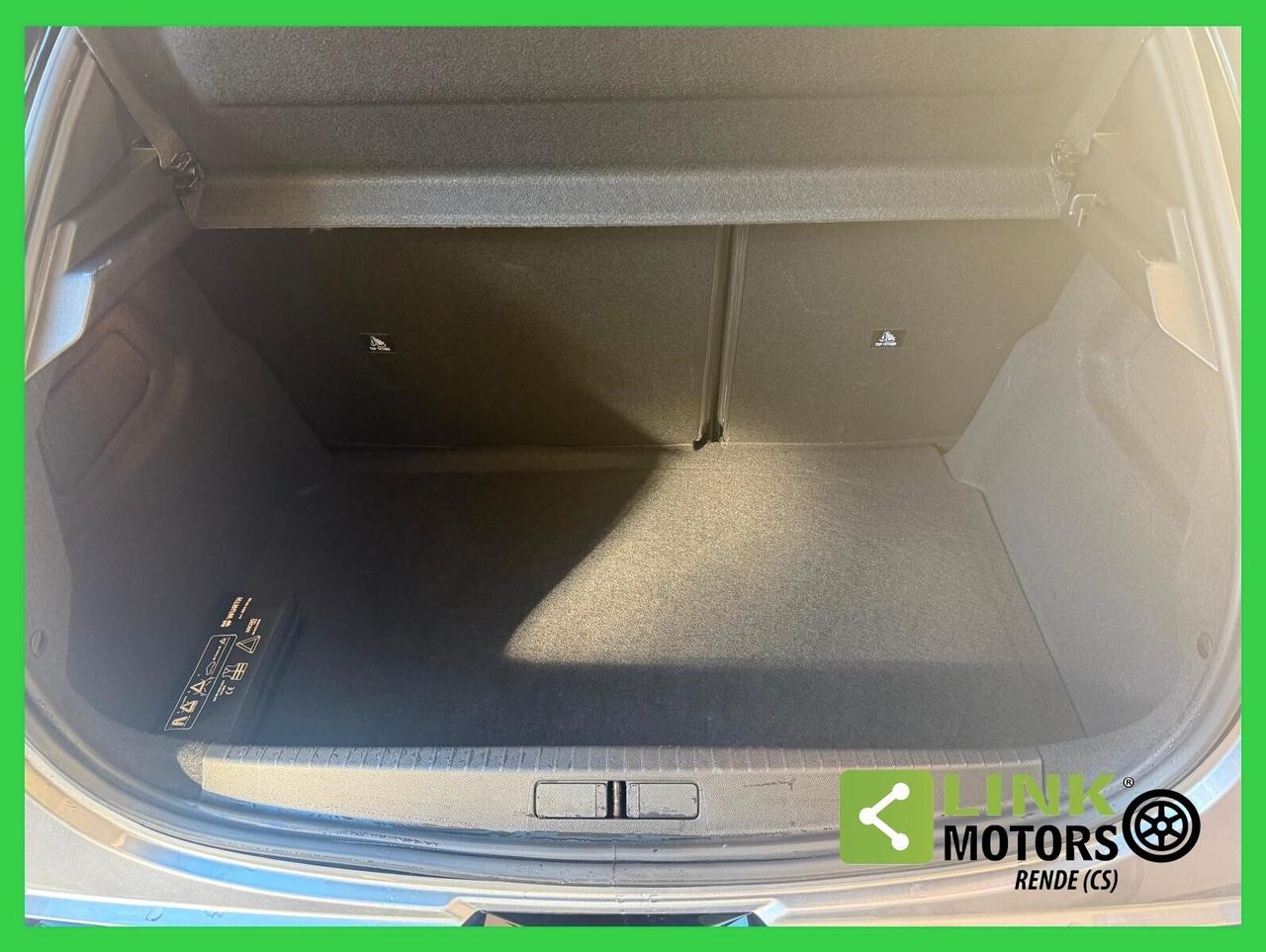 Lancia Ypsilon 1.2 TURBO Hybrid e-DCT LX 05/2025