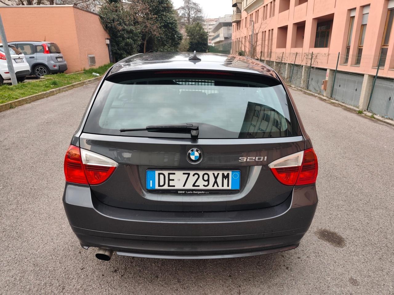 Bmw 320i Benz euro 4 Touring MSport
