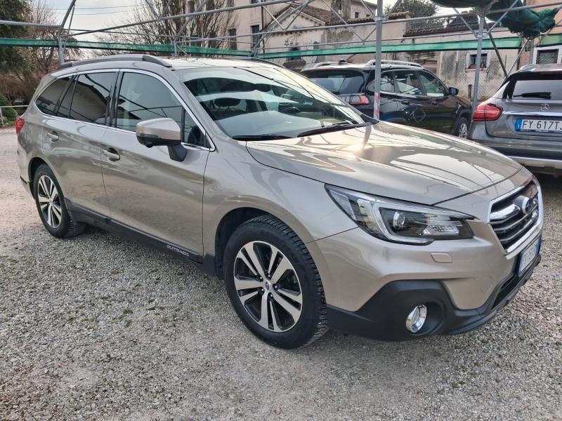 Subaru Outback 2.5i Premium lineartronic