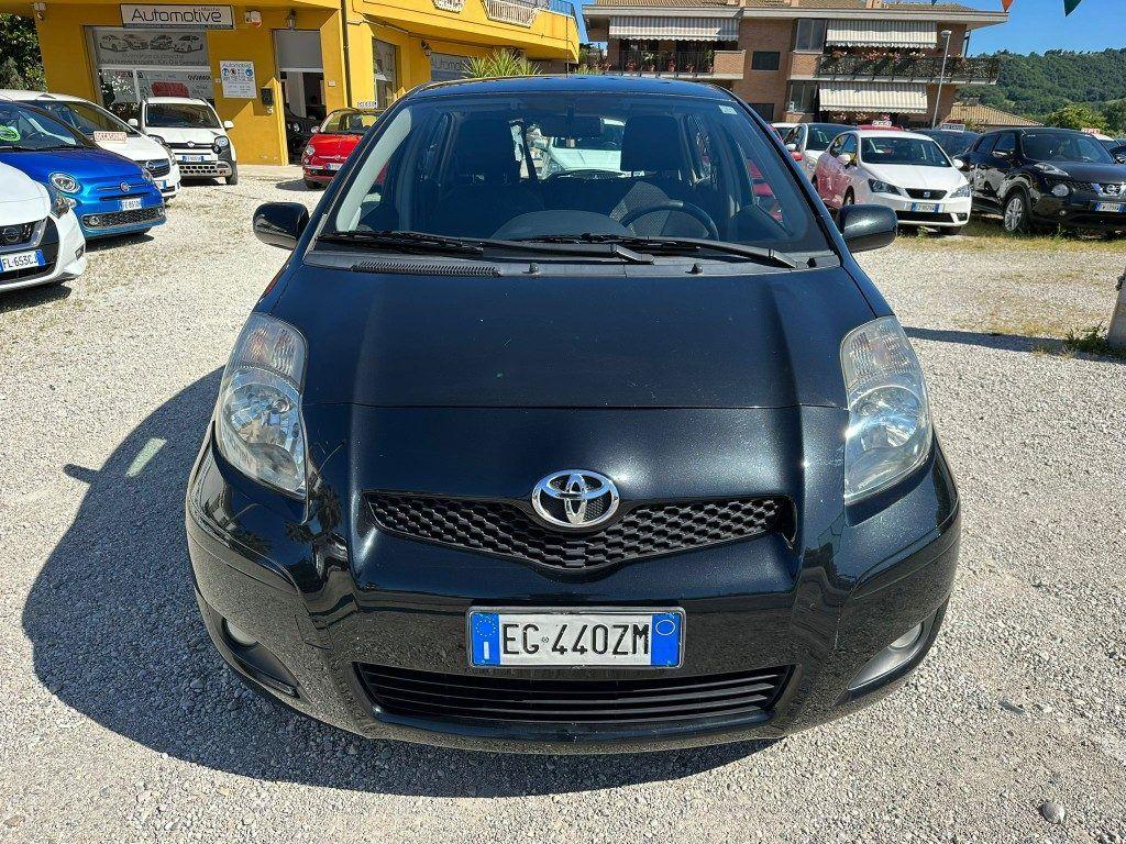 TOYOTA Yaris 1.4 D-4D DPF 5 porte