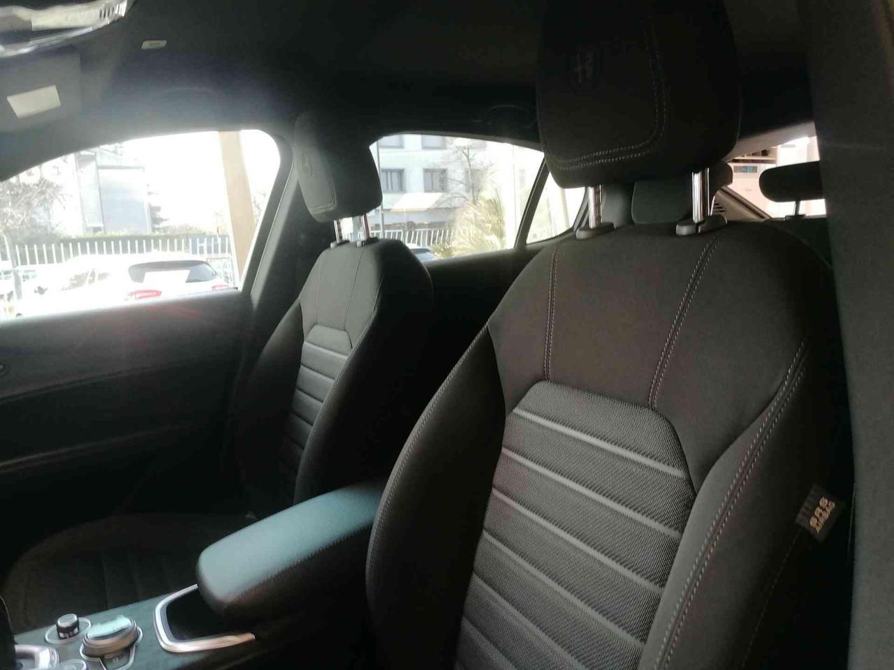 Alfa Romeo Stelvio 2.2 160 CV AT8 PROMO