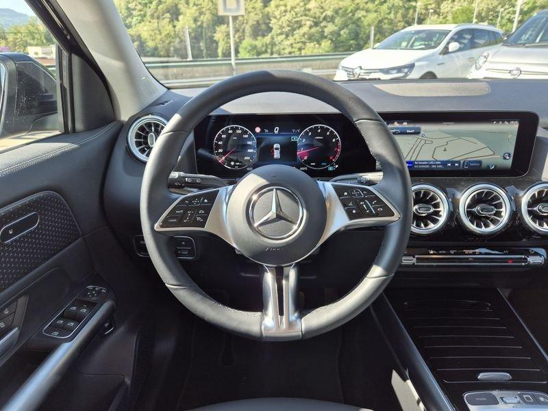 Mercedes-Benz GLA 180 Progressive Advanced Plus auto