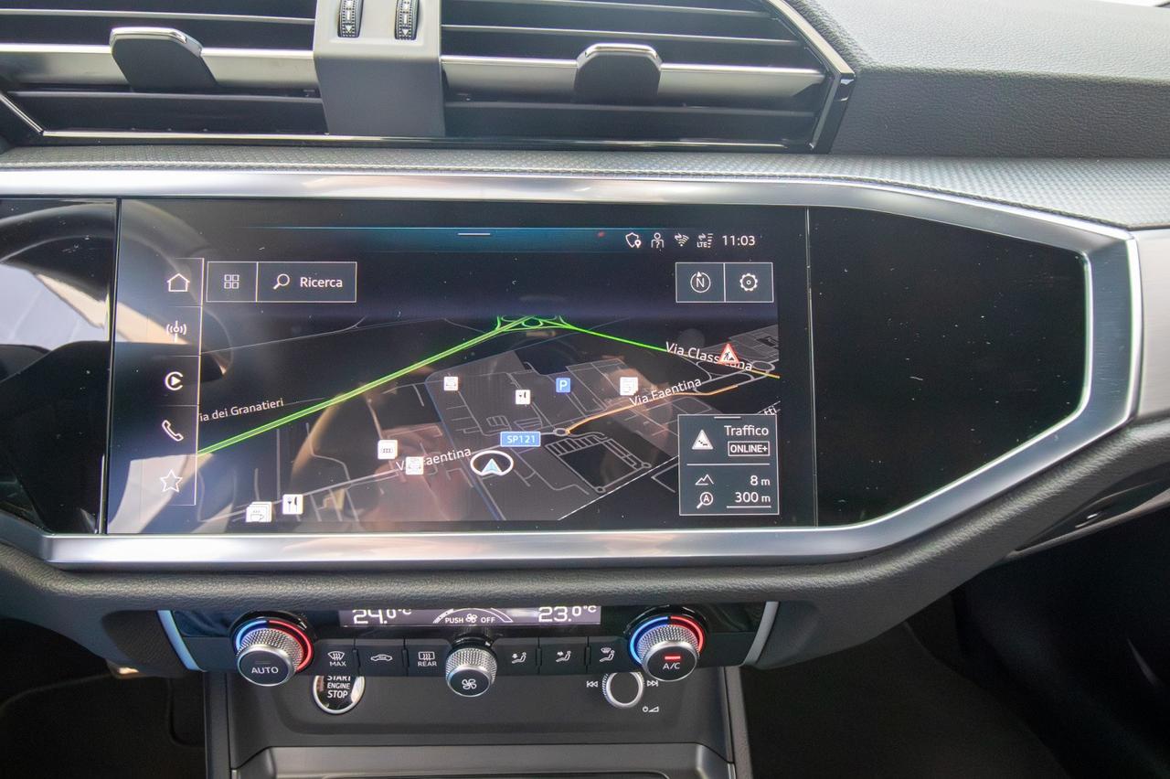 Audi Q3 Sb 35 Tdi 2.0 S-tronic S-line Black Line 150 Cv