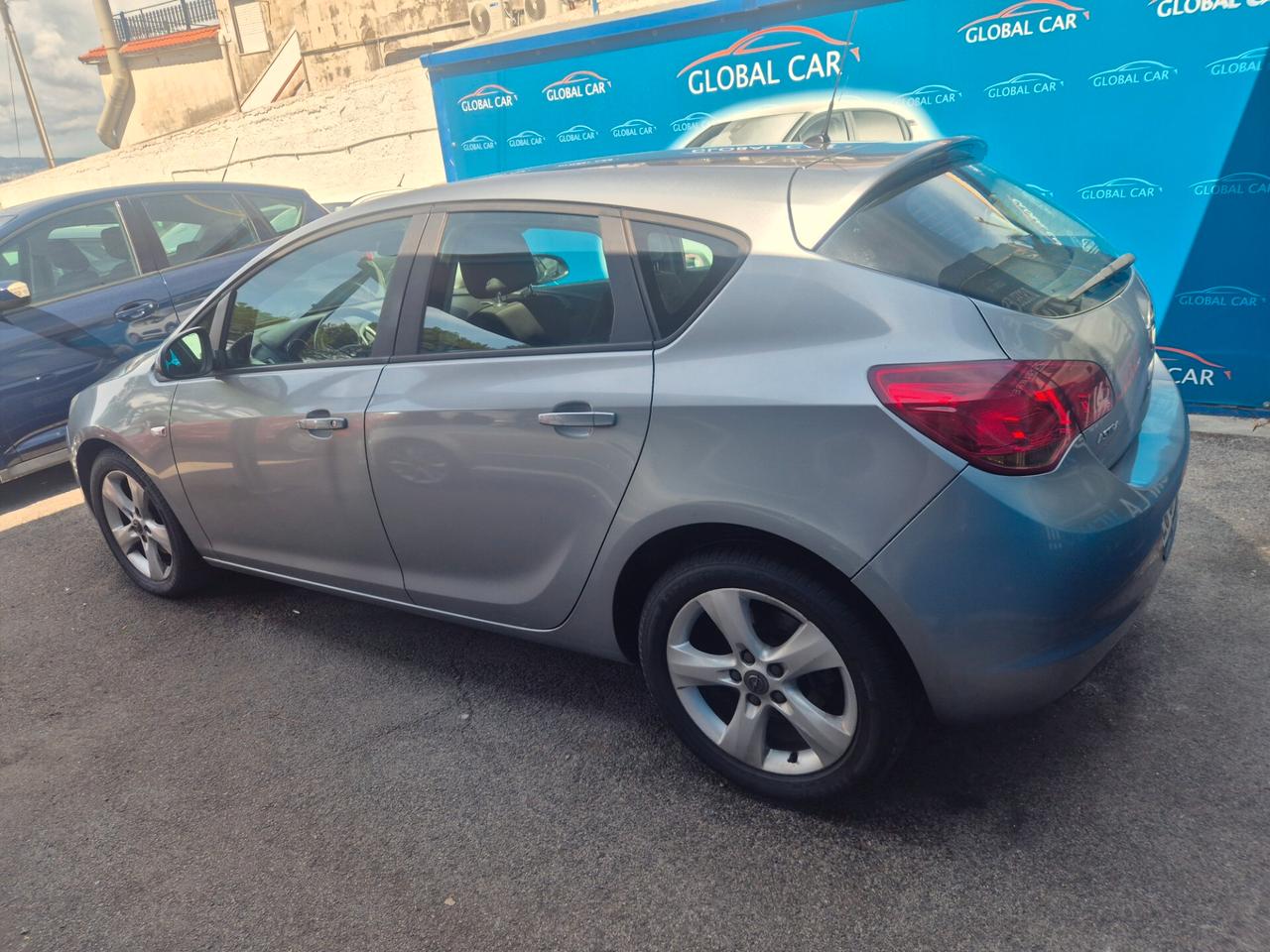 Opel Astra 1.7 CDTI 110CV 5 porte Cosmo