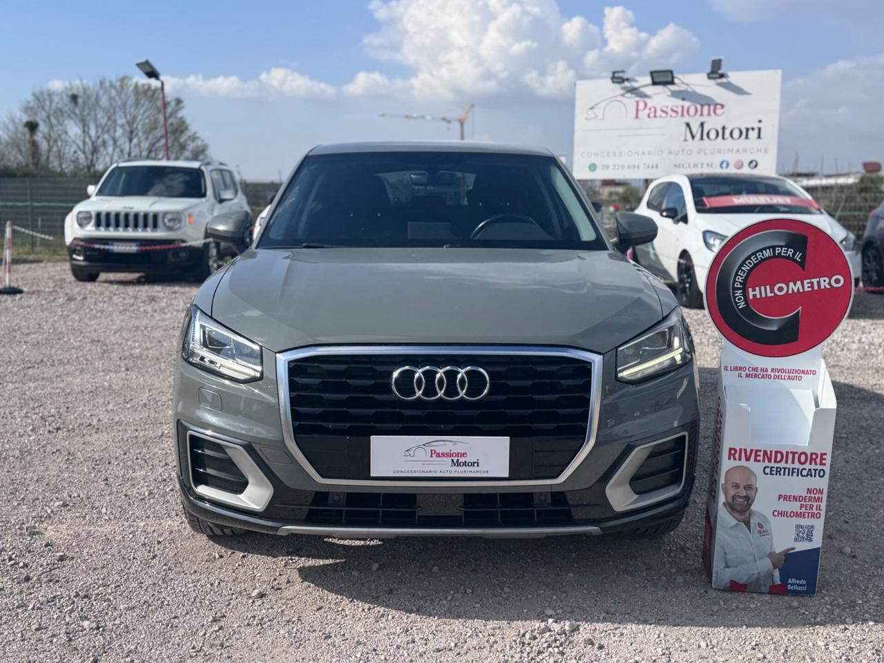Audi Q2 30 TDI Identity Black