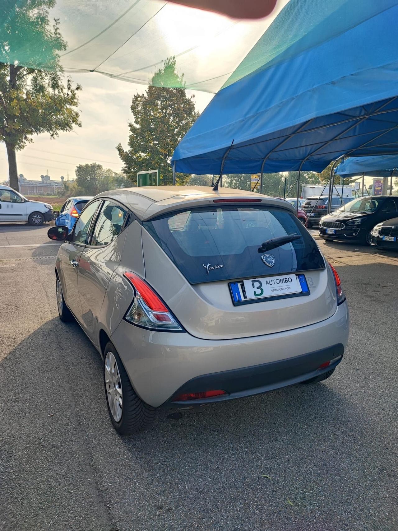 Lancia Ypsilon 1.2 69 CV 5 porte GPL