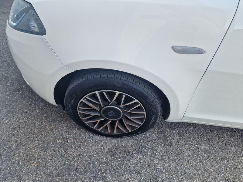 LANCIA Ypsilon 1.0 firefly hybrid Platino s&s 70cv