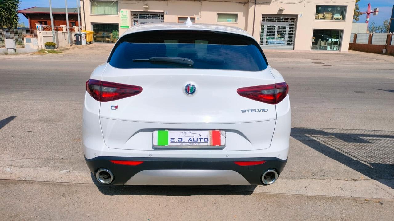 Alfa Romeo Stelvio 2.2 Turbodiesel 190 CV AT8 Q4 Ti