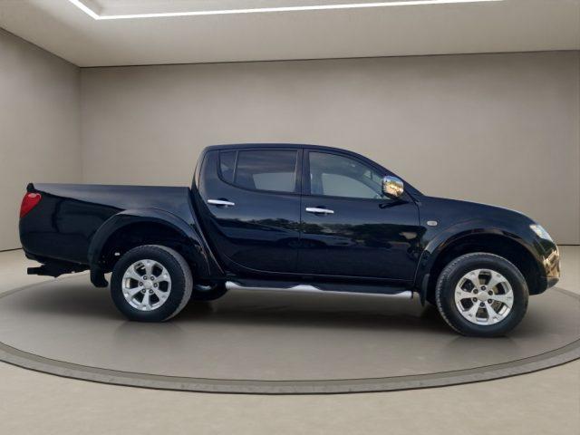 MITSUBISHI L200 2.5 DI-D/178CV DC Intense Plus