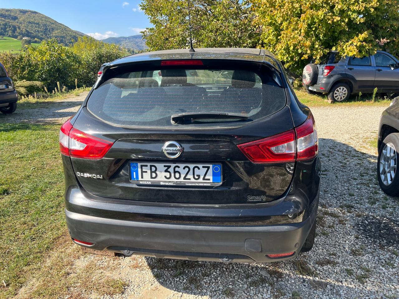 Nissan Qashqai 1.6 dCi AUTOMATICO INCIDENTATO