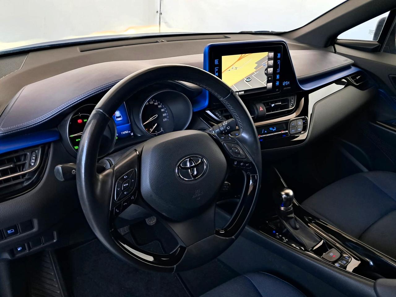 Toyota C-HR 1.8 Hybrid E-CVT Style