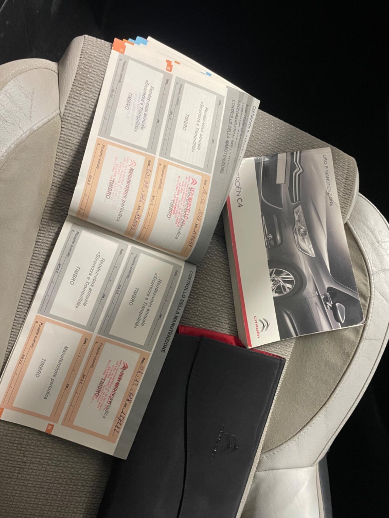 Citroen C4 1.6 e-HDi 110 airdream Exclusive