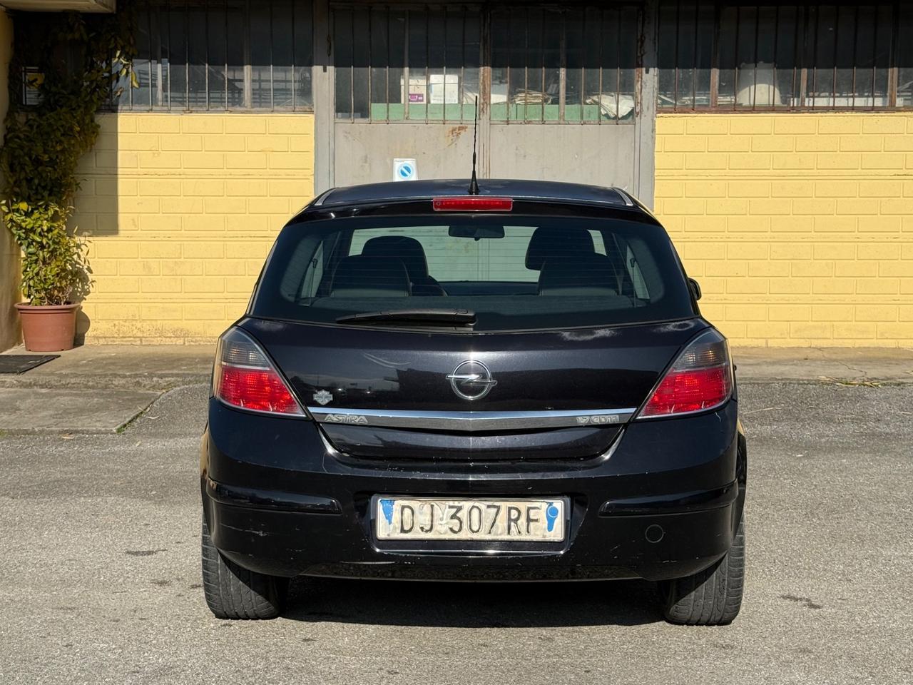 Opel Astra 1.7 CDTI 101CV 5 porte Cosmo