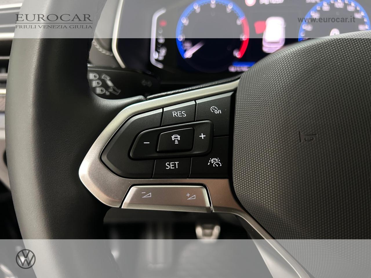 Volkswagen T-Cross 1.0 tsi r-line 115cv