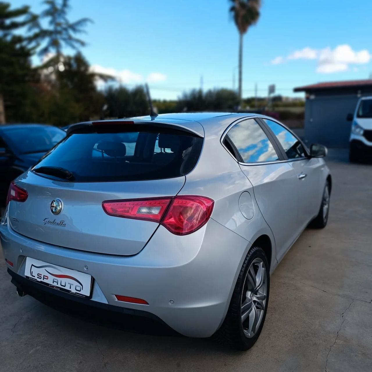 Alfa Romeo Giulietta 1.6 105Cv DISTINCTIVE