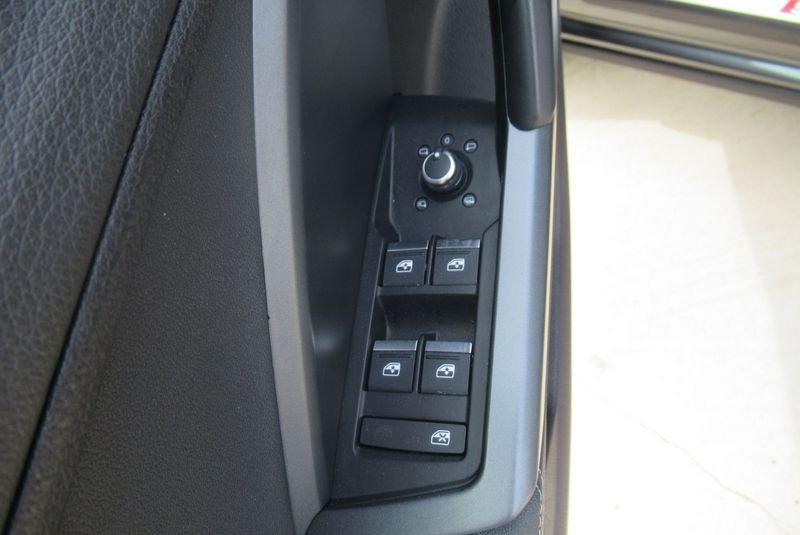 Audi Q3 35 TFSI S tronic S line edition MHEV Hybrid