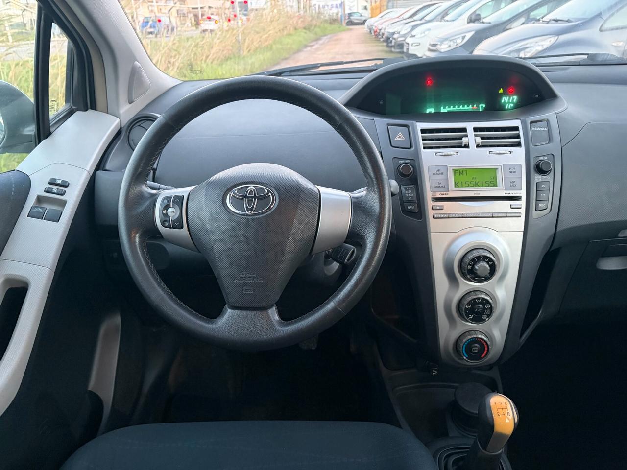 TOYOTA YARIS 1.0 69CV ANNO 2007 ADATTA NEOPATENTATI