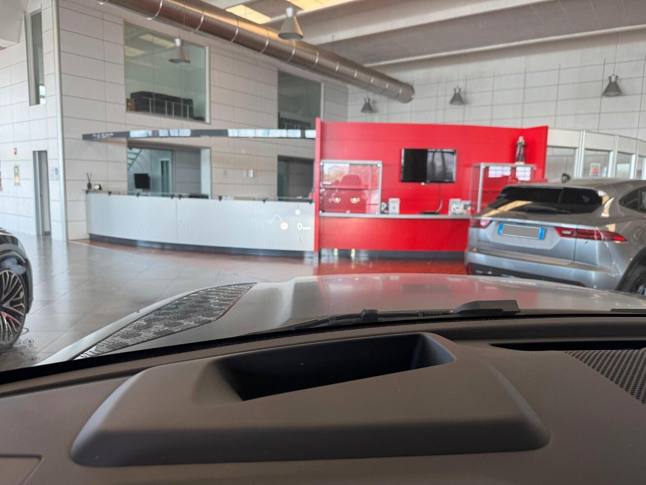 Land Rover Defender 130 5.0 V8 EDITION 500 CV AWD Auto X-Dynamic HSE