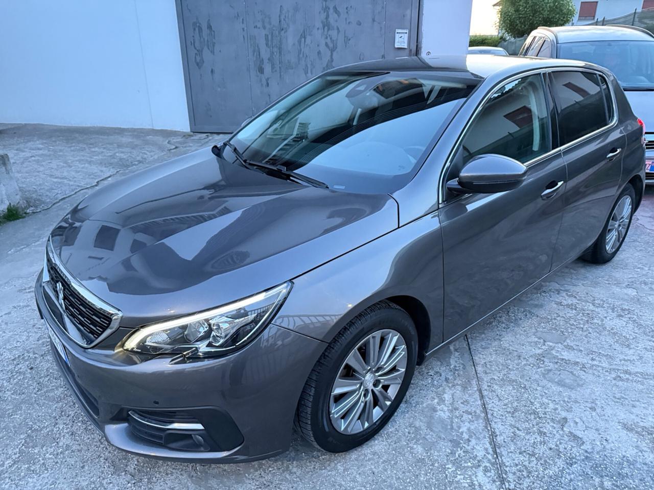 Peugeot 308 1.2 Turbo Benzina POCHI KM 2021 NEOPAT