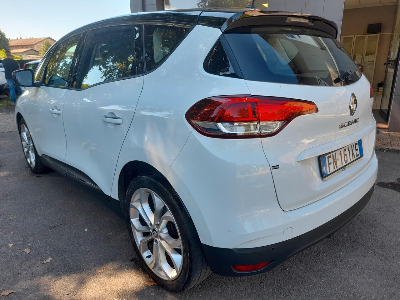 Renault Scenic Scénic dCi 8V 110 CV EDC Energy Intens