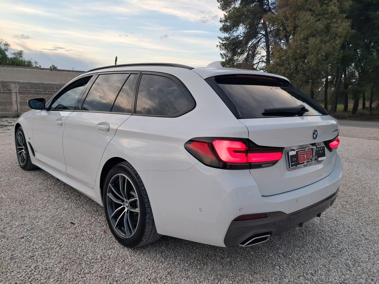 Bmw530Touring-M-SPORT-249cv-VIRTUAL*PELLE*LED*