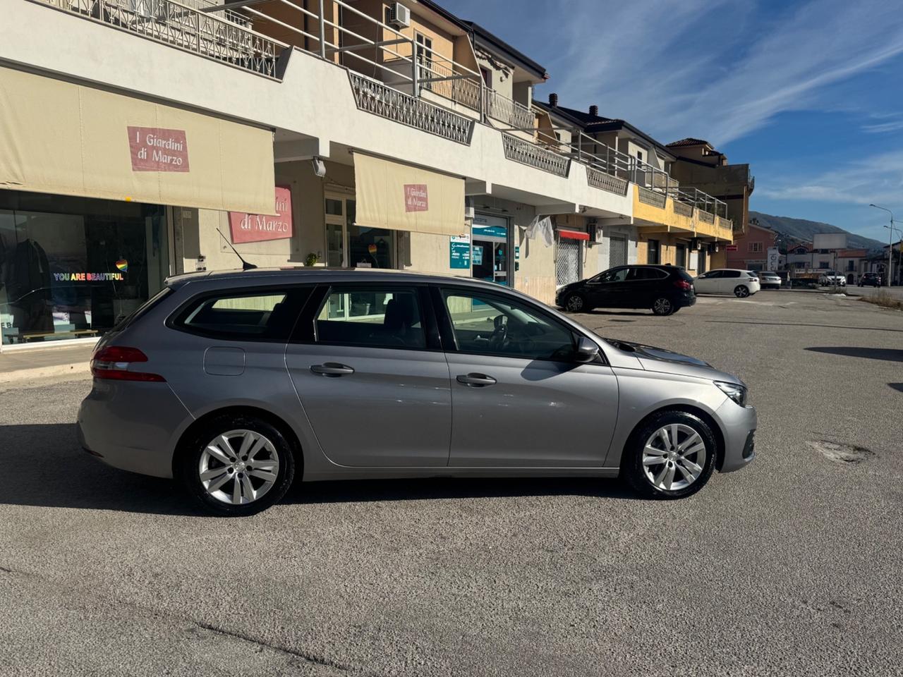 Peugeot 308 BlueHDi 100 S&S SW