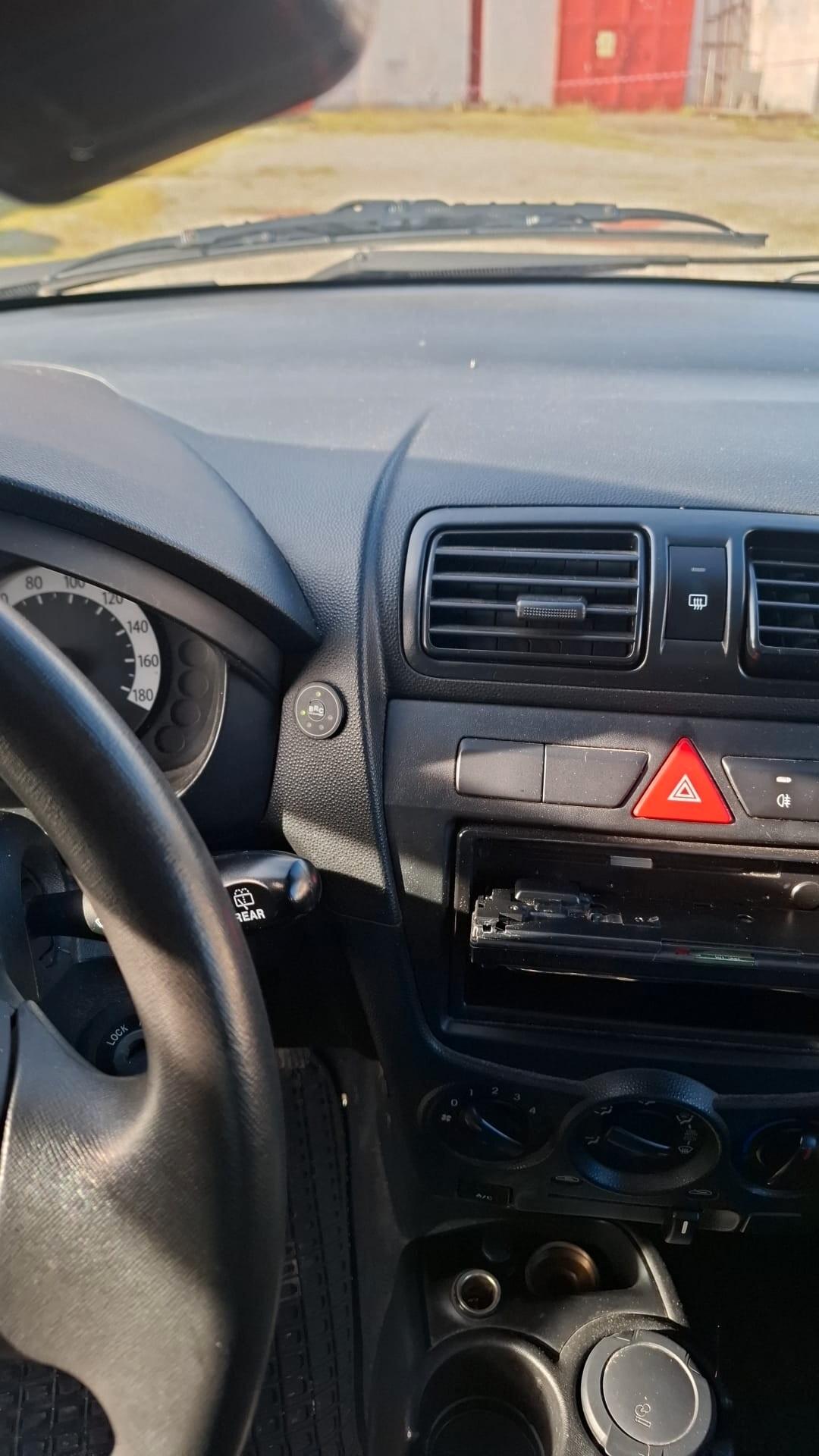 Kia Picanto 1.0 12V Life Bi-Fuel