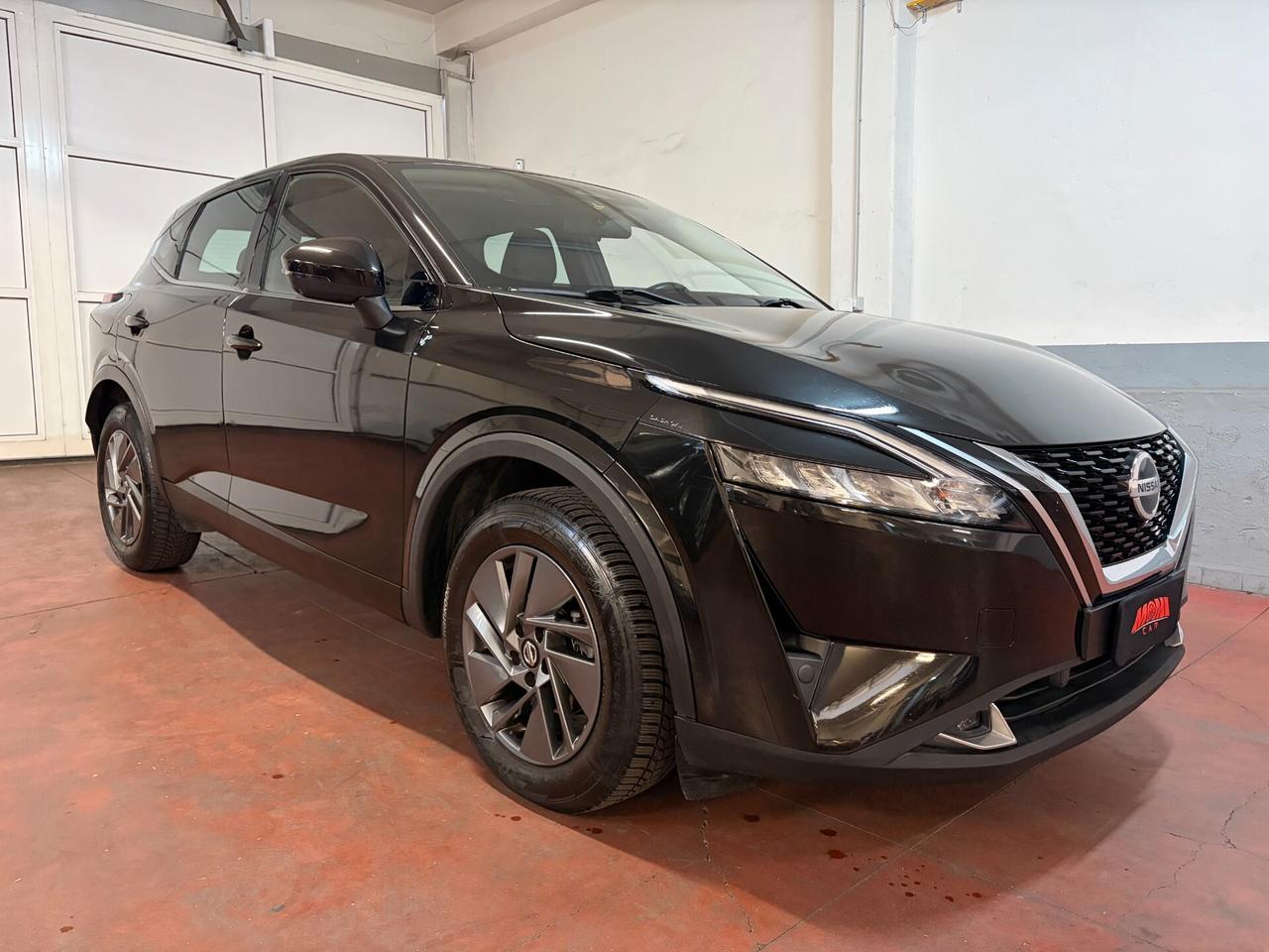 Nissan Qashqai MHEV 140 CV Business