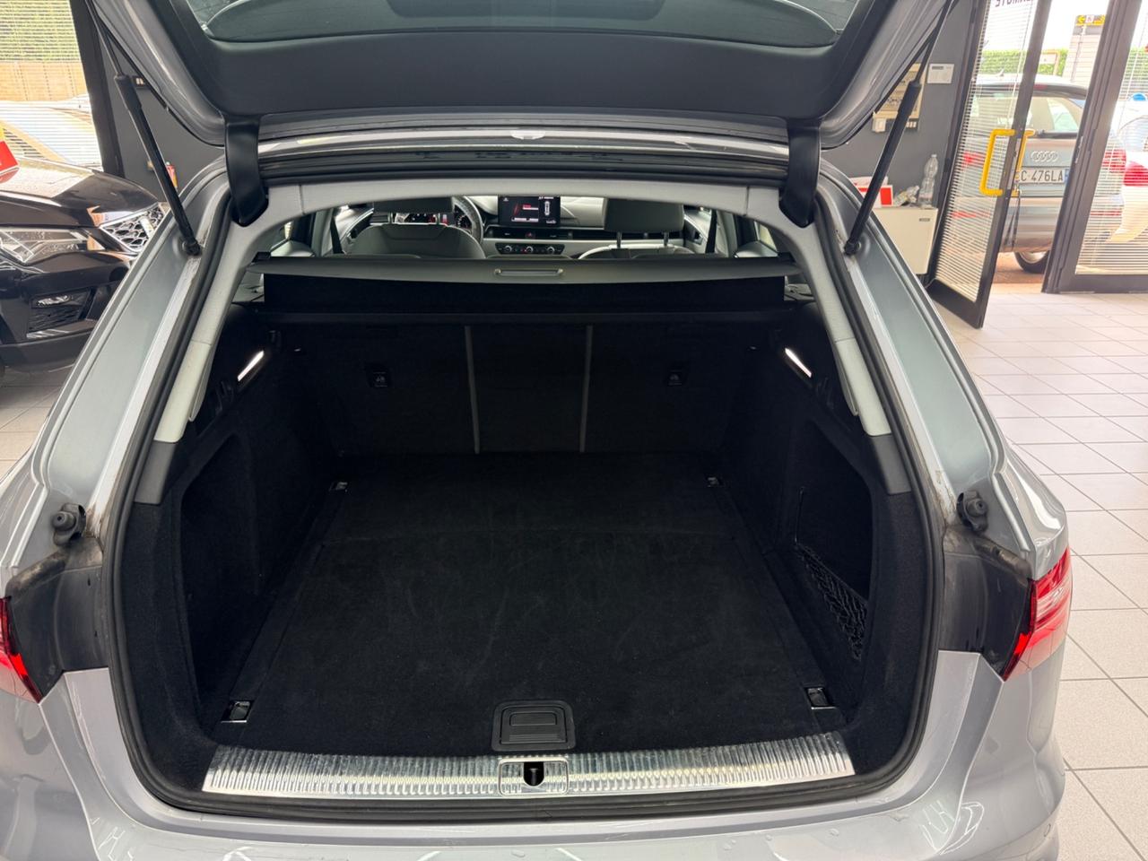Audi A4 35 TDI/163 CV S tronic line edition
