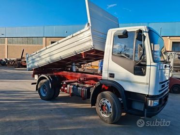 Iveco 120 e 23 ribaltabile trilaterale