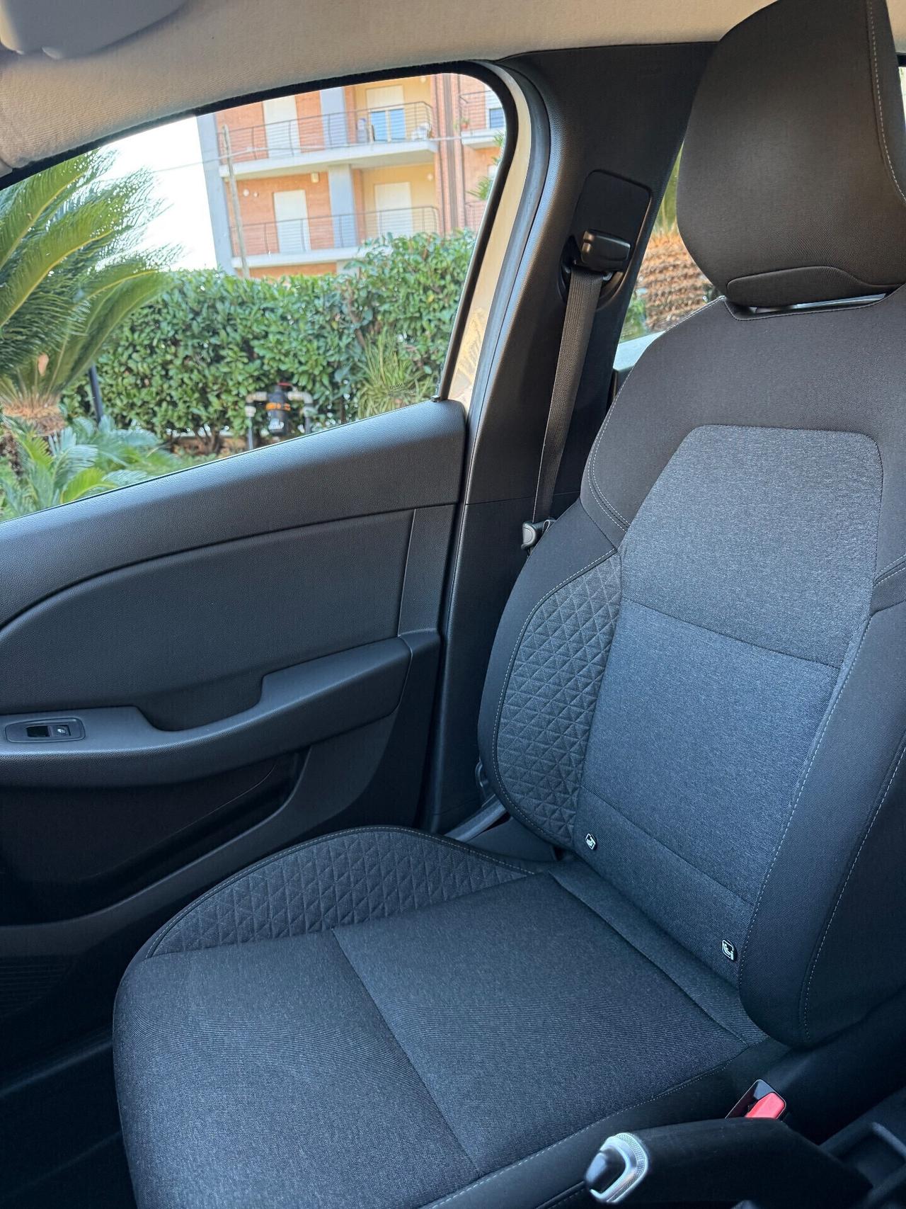 Renault Clio 1.5 Diesel nuovo modello uni proprietario X neo patentati