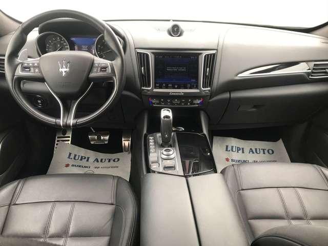 Maserati Levante V6 430 CV AWD Gransport