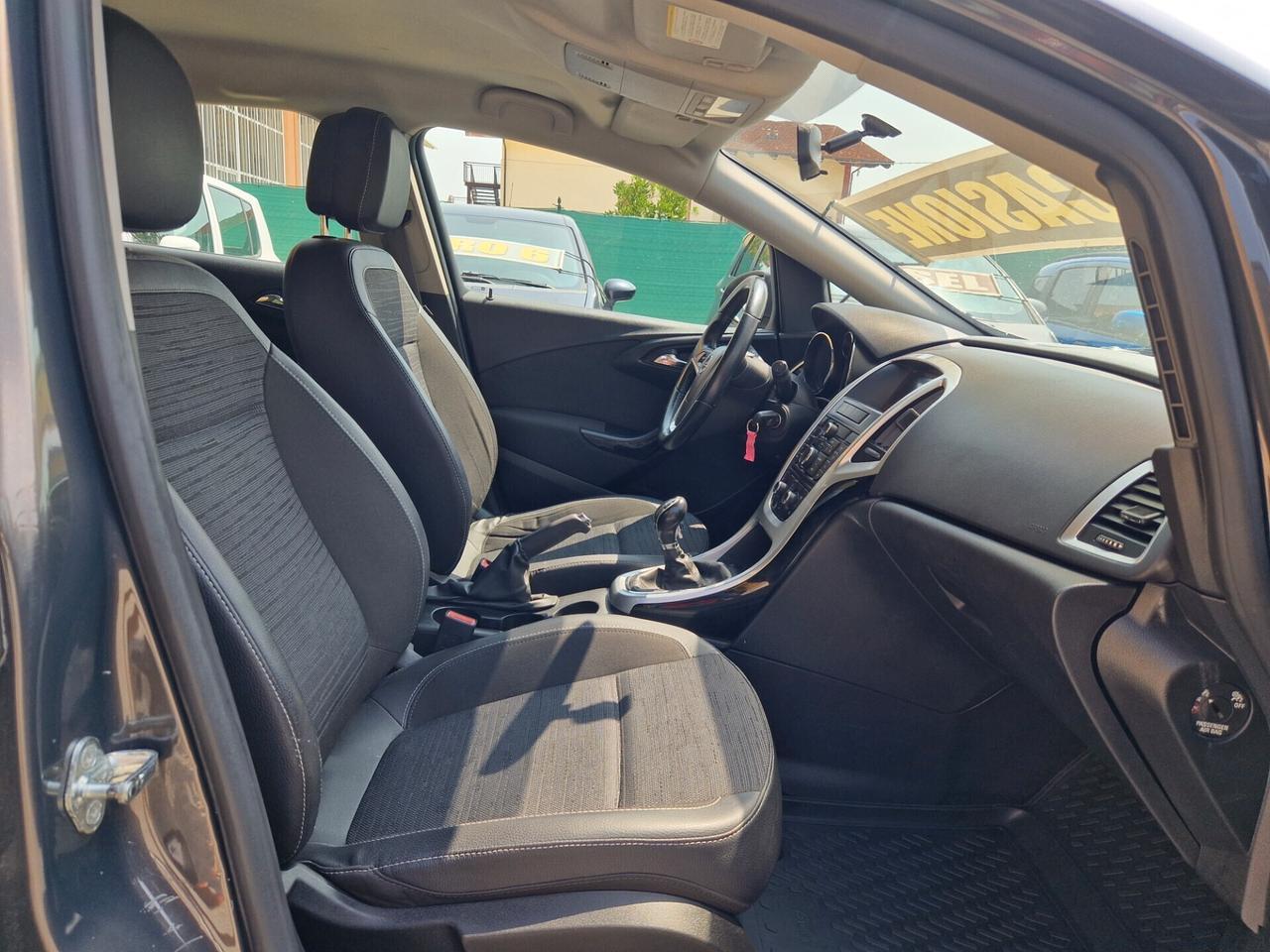 Opel Astra Sports Tourer 1.4 Turbo 140 Cv E6