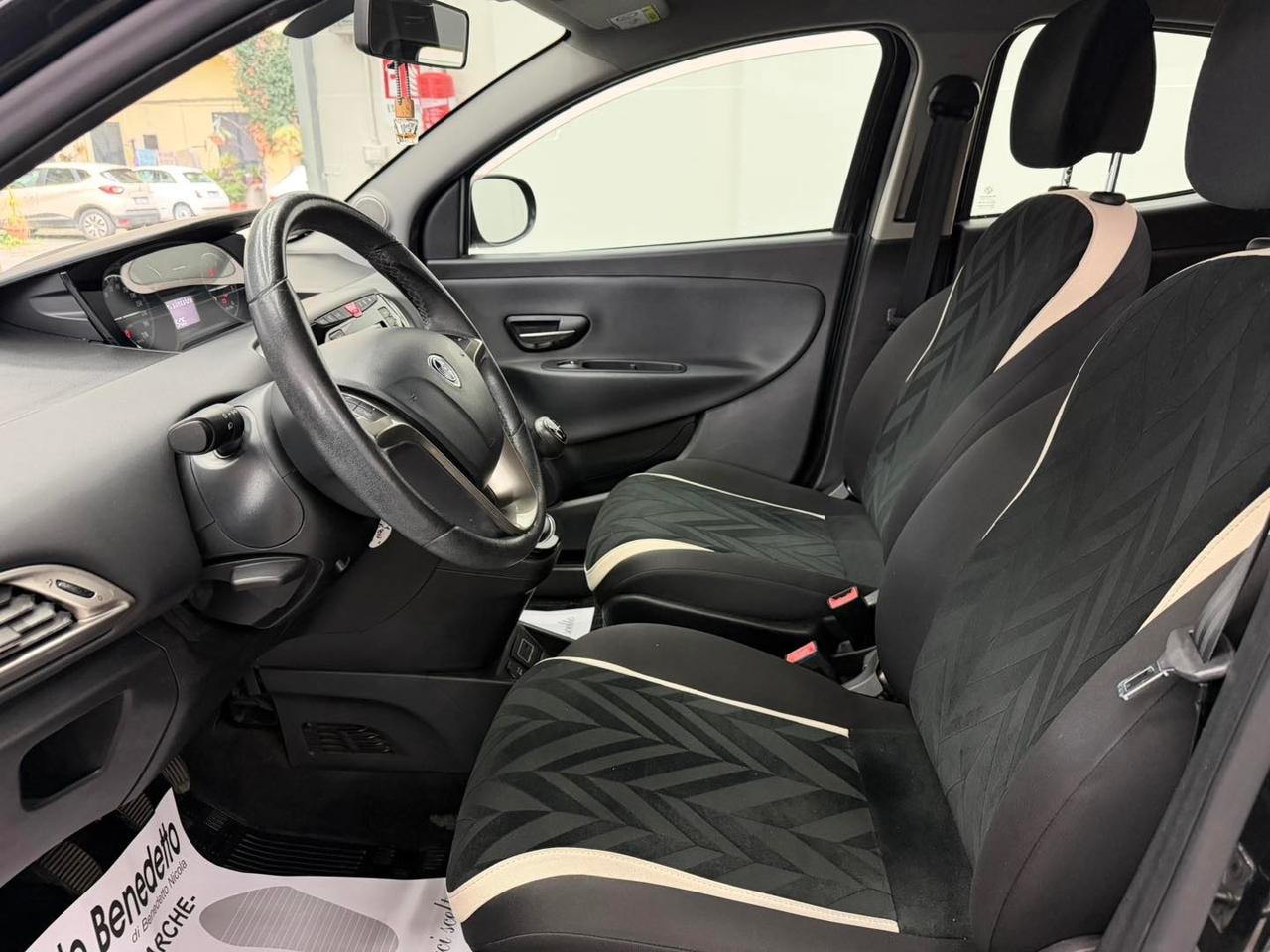 Lancia Ypsilon 1.3 MJT 95 CV S&S Gold 2016