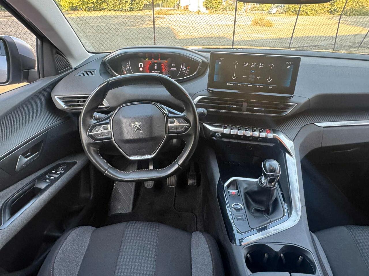 Peugeot 2008 Anno 2021 1.5 Diesel 139.000 KM