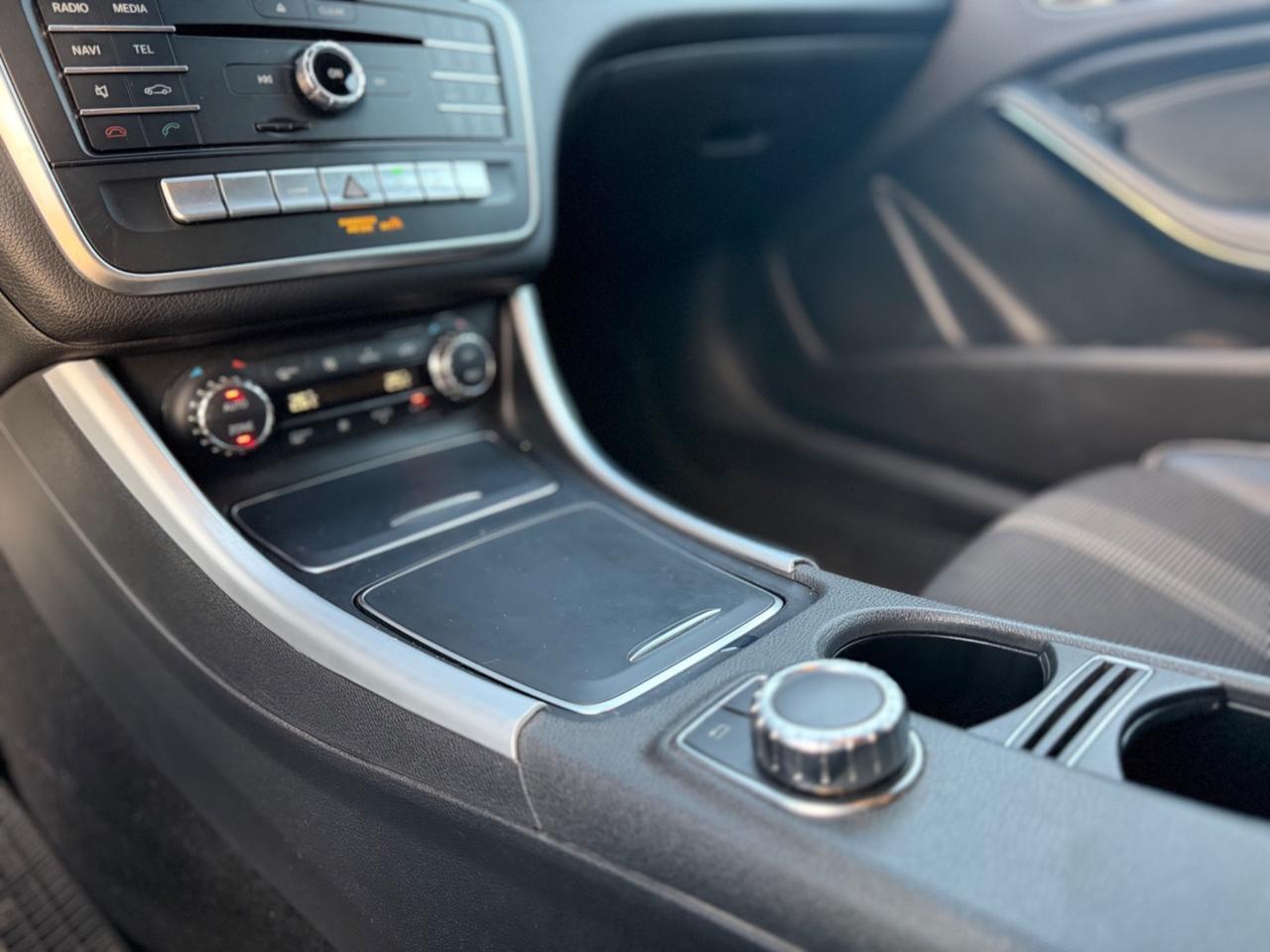 Mercedes-benz GLA 200 d Automatic Sport