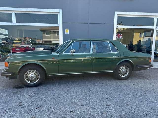 Rolls-Royce Silver Spirit
