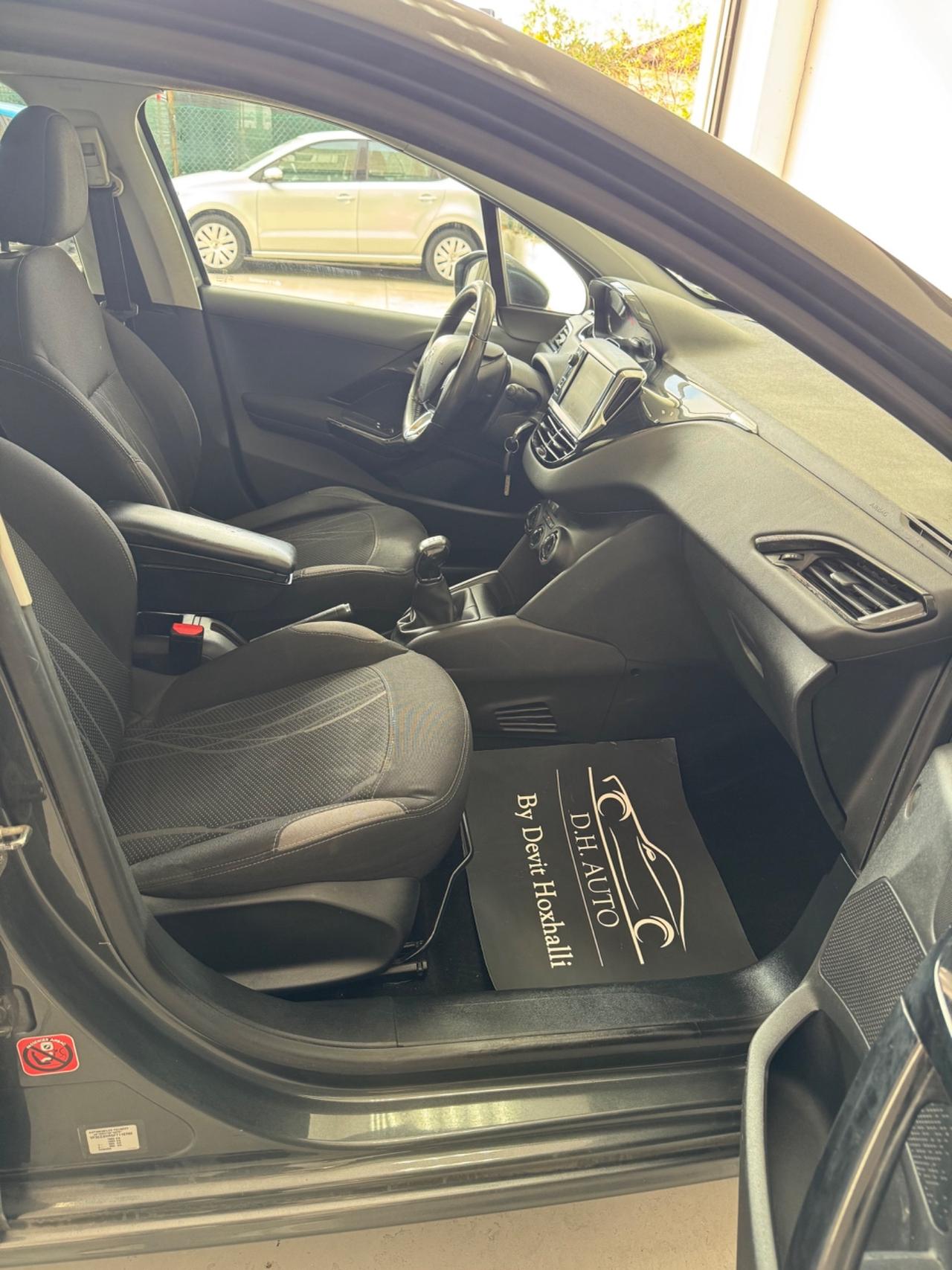 Peugeot 208 1.4 HDi 68 CV 5 porte Active