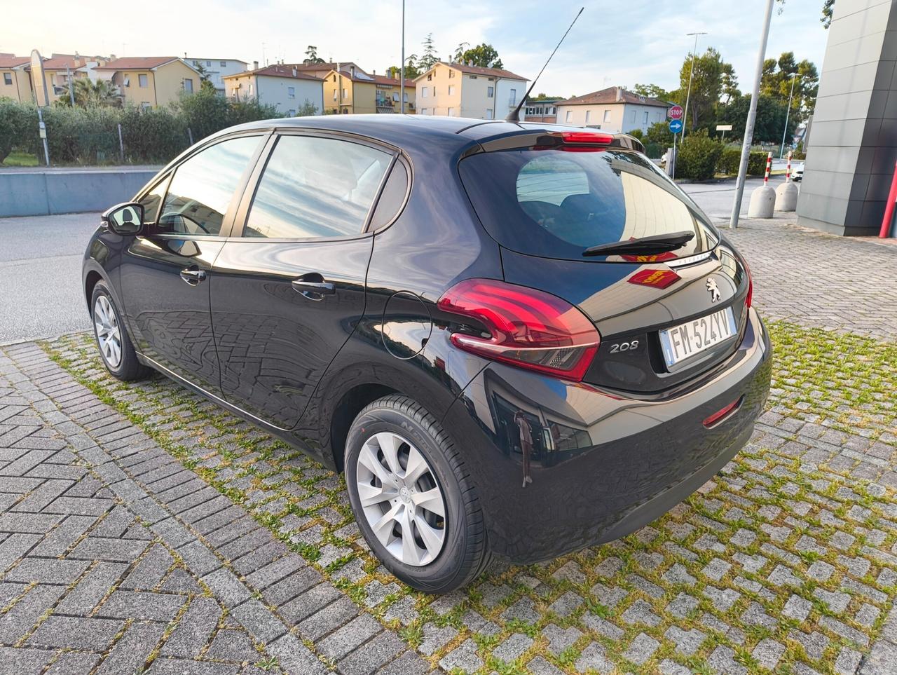 Peugeot 208 1.4 BlueHDI 75cv Euro 6