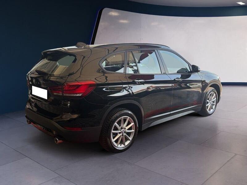 BMW X1 sDrive 18d XLine Plus automatico